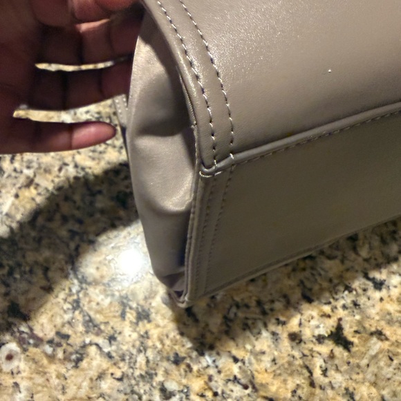 Tory Burch Small Ella Tote - Picture 6 of 12
